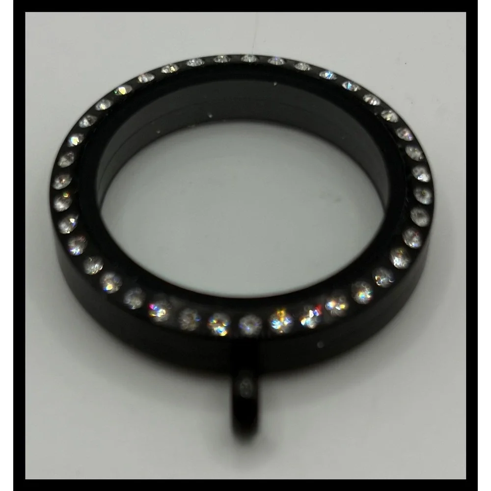 Origami Owl Floating Locket Pendant Womens Medium Black Crystal Memory Jewelry